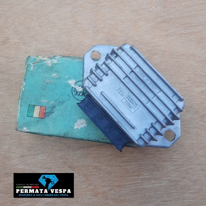 Regulator Vespa PX MK1 P150X  PS P150S PS TV Original DUCATI ZEM ITALY
