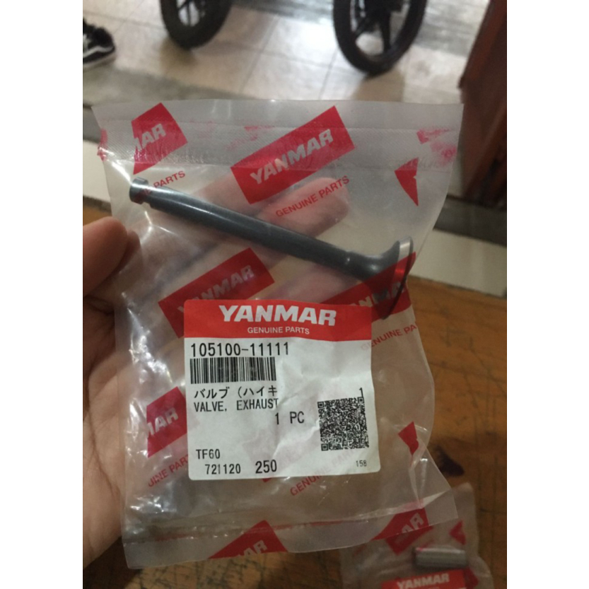 

Yanmar TF-65 / TF65 Klep api / exhaust / buang 105100-11111 Limited