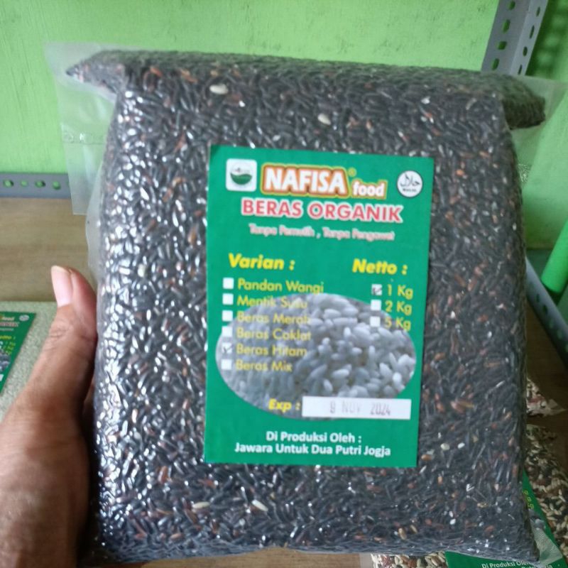 

Beras Hitam Organik NAFISA FOOD kemasan vaccum bantal 1 kg an