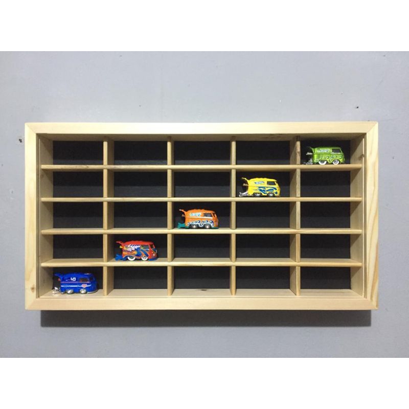 Rak hotwheels kayu 25