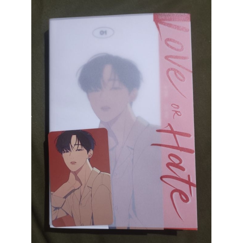 ORIGINAL LEZHIN COMIC + PHOTOCARD LOVE OR HATE VOL. 1 AND 8 LEE HAESOO