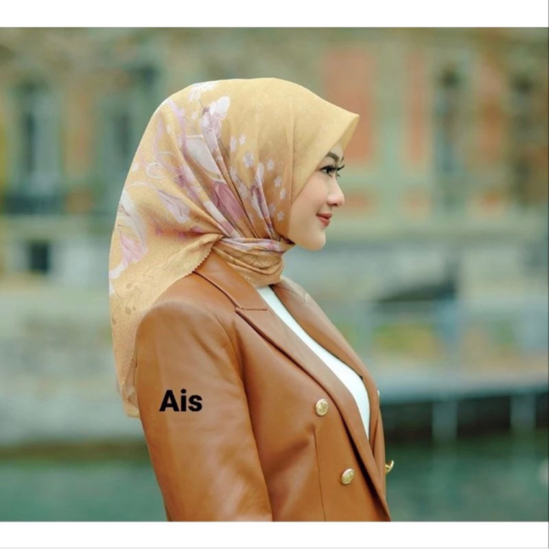 Buttonscarves  X Nada Series 1 Preloved size XL