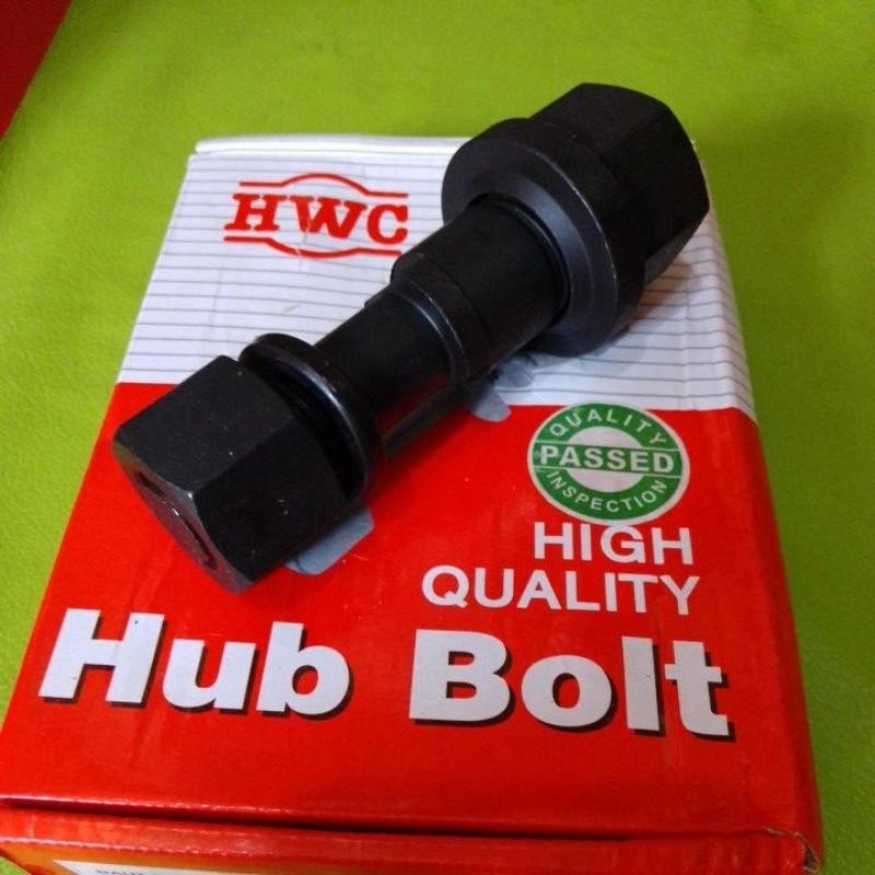 baut roda Volvo kanan hwc