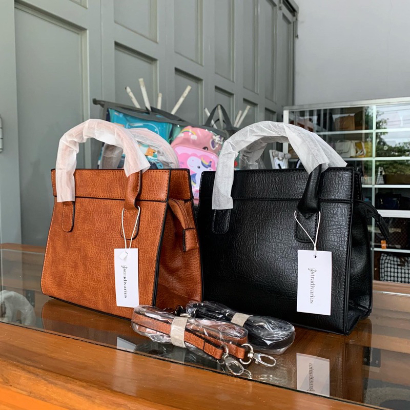 TAS SLINGBAG STRADIVARIUS PREMIUM / TAS SELEMPANG TENTENG STRADIVARIUS