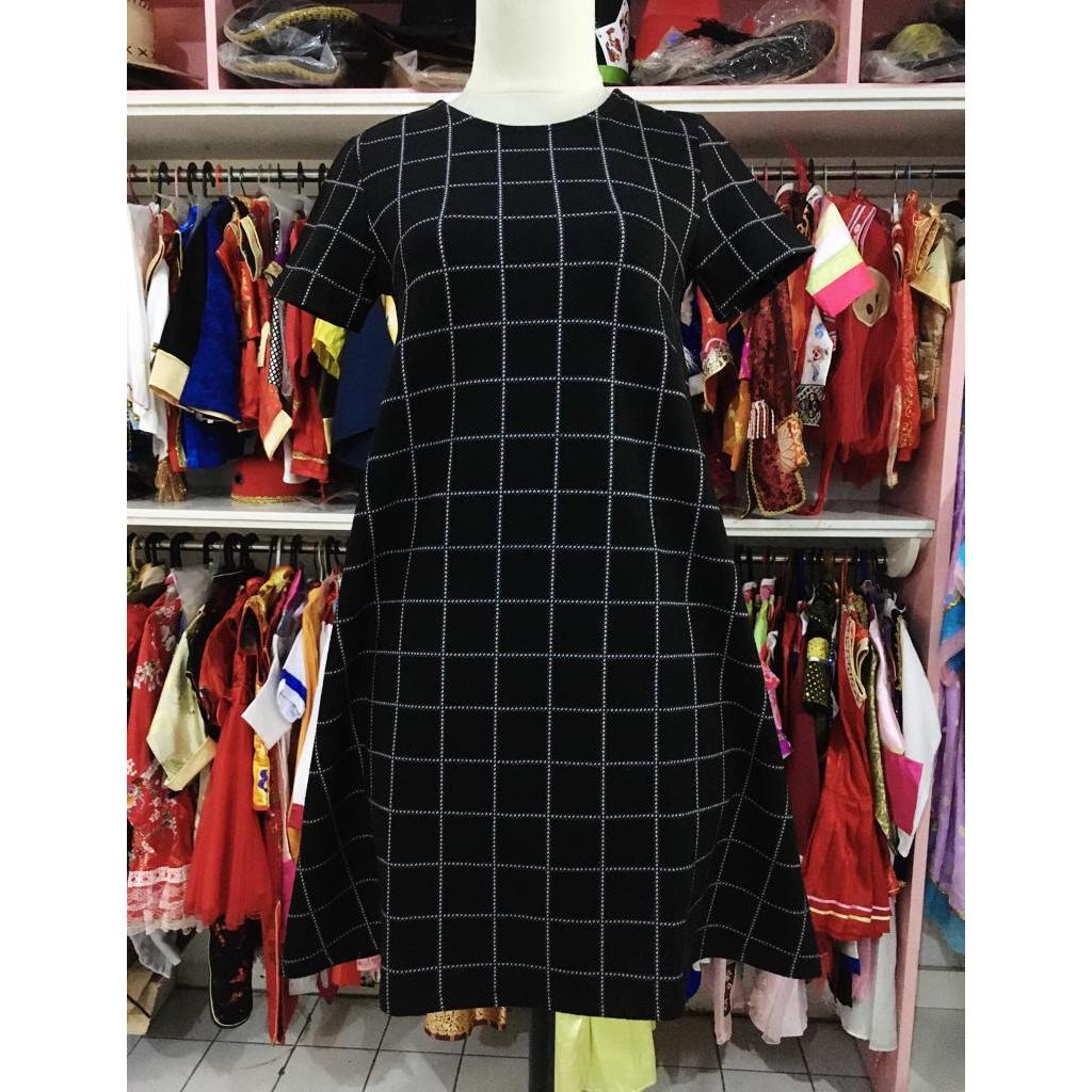 Dress by Stradivarius /preloved