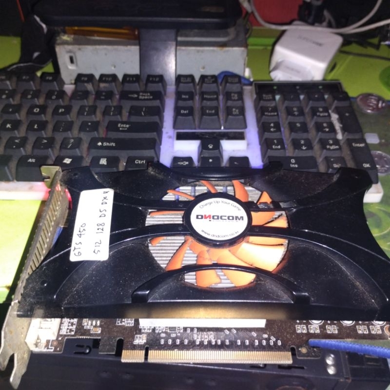 VGA Card gts 450 512mb + prosessor core i5 4590