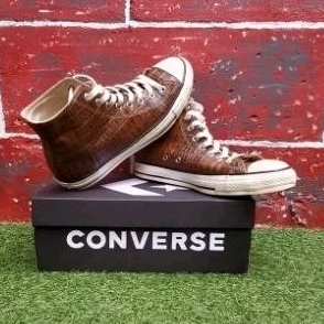 Converse CTAS Crocodille skin. Brown Leathers. Used. Size 42/270.Made In Japan. Rare item.