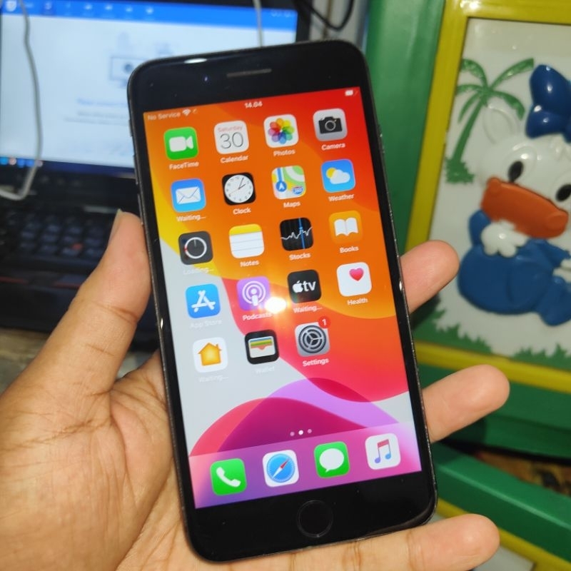 (37) IPHONE 8 PLUS 64GB NORMAL BUKAN BYPASS GREY