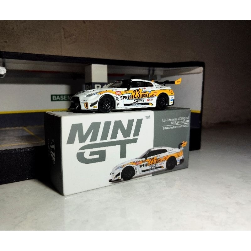 Mini GT R35 Lbwk Formula Drift Sphere Light No.491