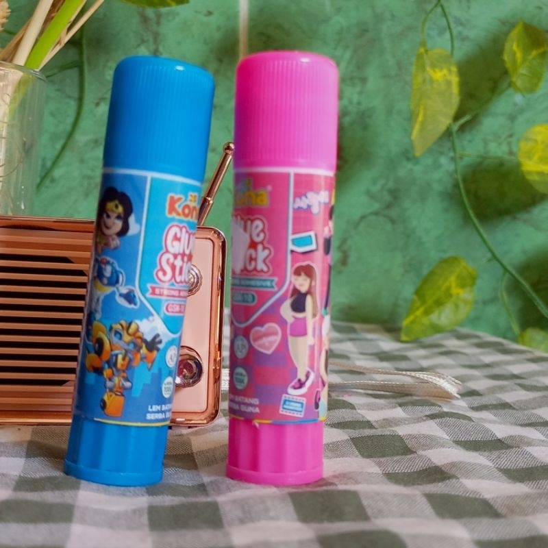 

Perekat Kertas Karakter untuk anak