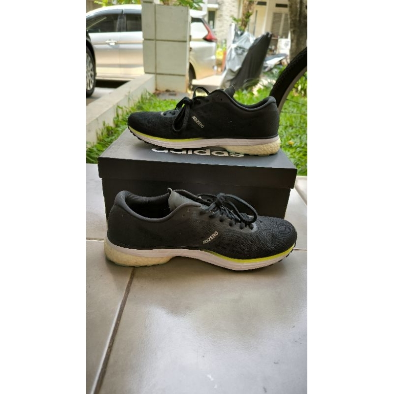 Preloved Sepatu lari / Running Shoes Adidas Adizero Adios 5 M