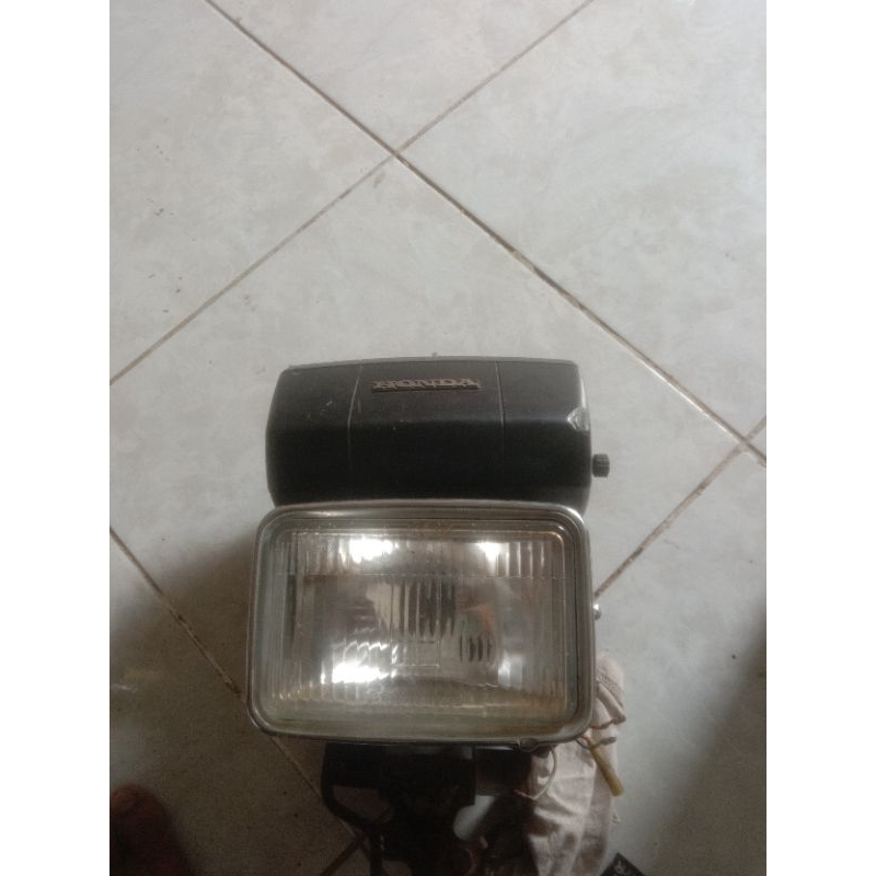 lampu depan gl.max