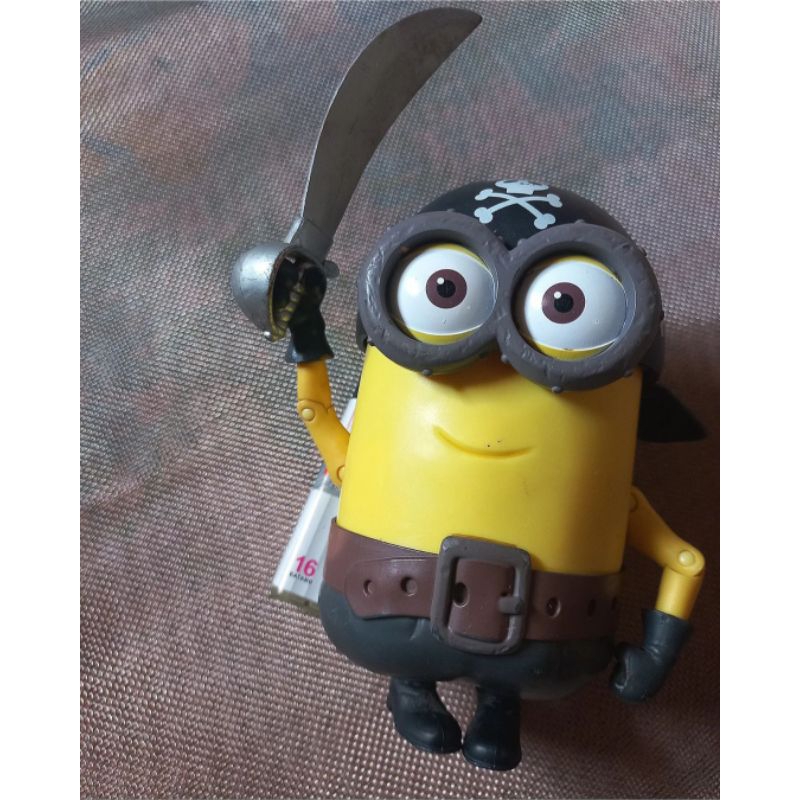 Mainan Minion Bajak Laut Ori Preloved