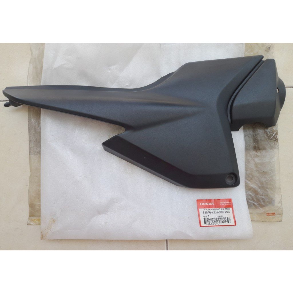 Cover Tutup Aki Kanan Honda Megapro Primus 2006-2009 (Original) 83540-KEH-600QNS