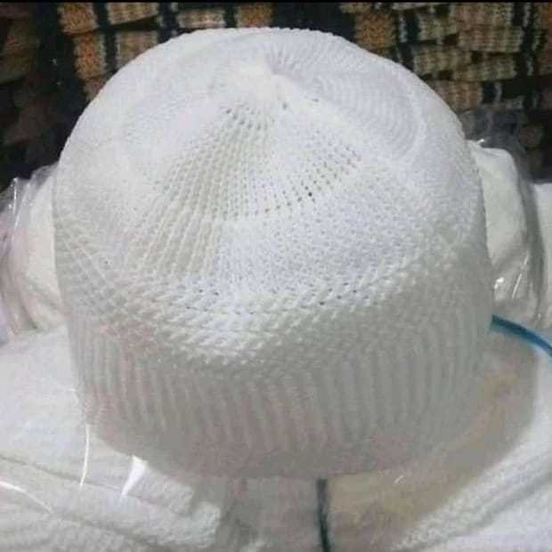 Peci Kuplok Kopyah Haji Putih