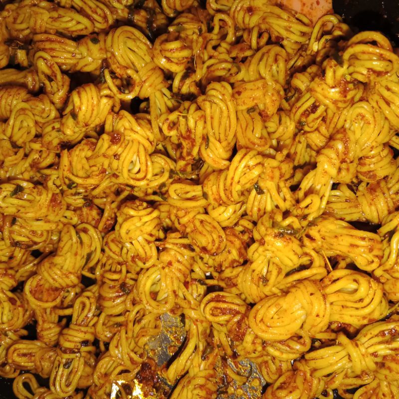 

MIE GULUNG VIRAL PEDAS DAUN JERUK | PEDAS MANIS DAUN JERUK | ORIGINAL DAUN JERUK