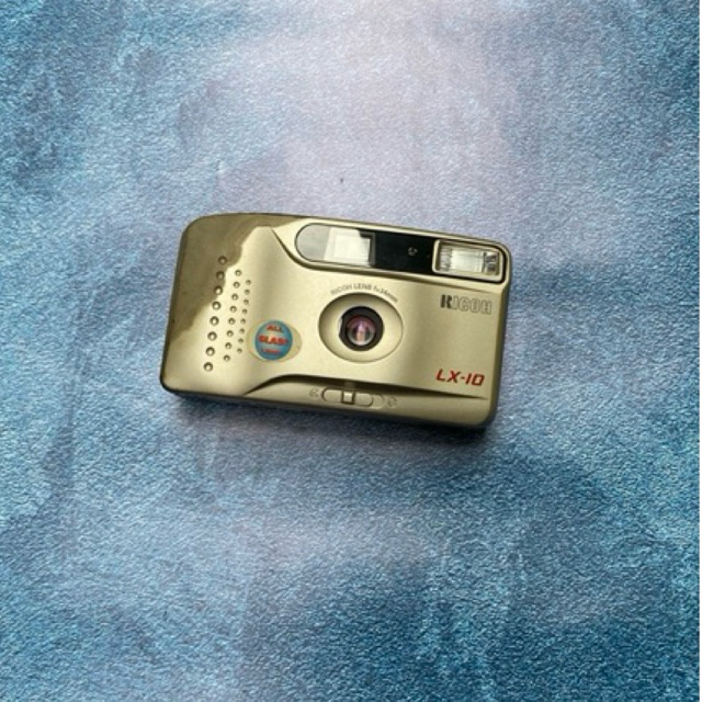 Kamera Analog Ricoh LX 10
