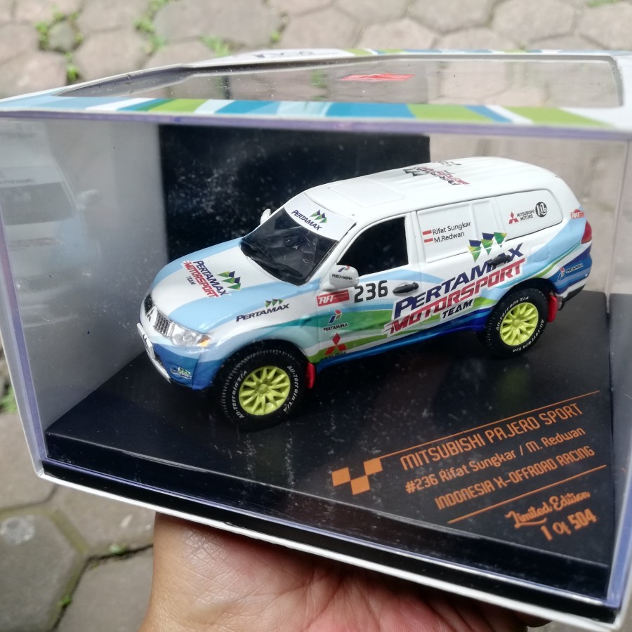 miniatur pajero sport pertamina rifat sungkar/ diecast pajero sport