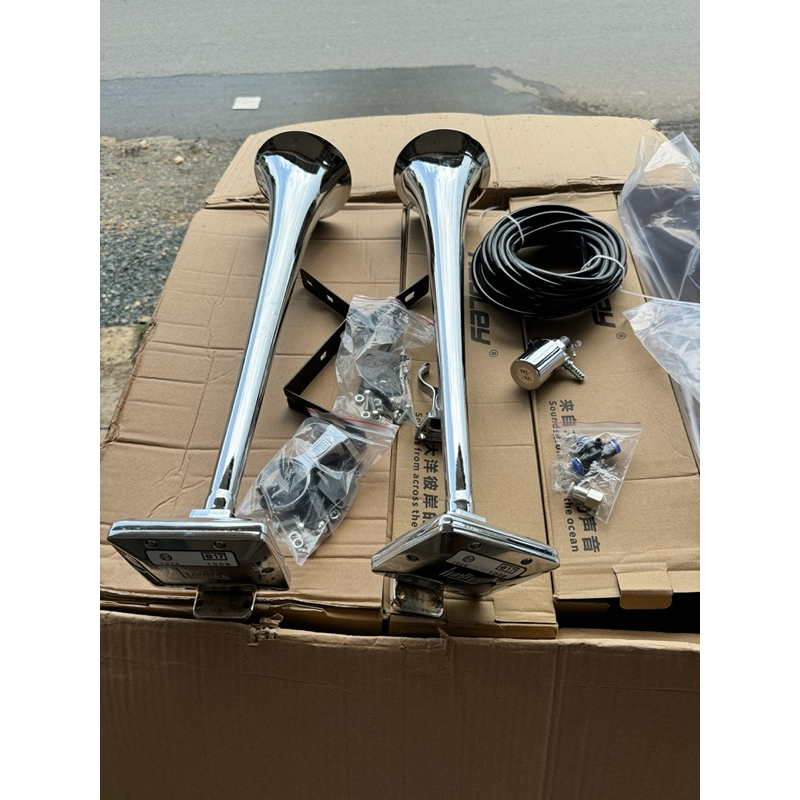 trompet volvo crom /trompet scania hitam