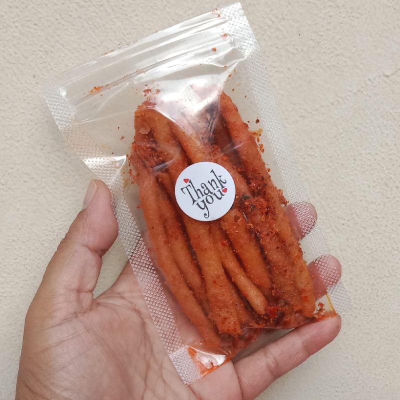 

LUMPIA KERING PEDAS DAUN JERUK ISI SOSIS / SOSPUT SOSIS NYUMPUT