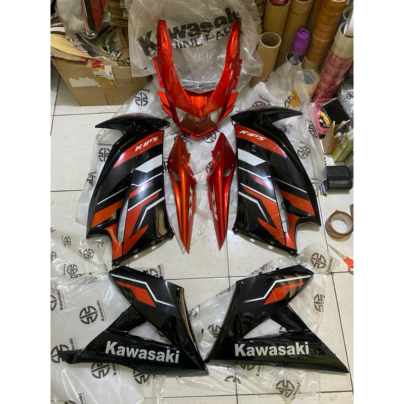 Sepaket Fairing Sayap body set Ninja RR new 2015 oren 2016