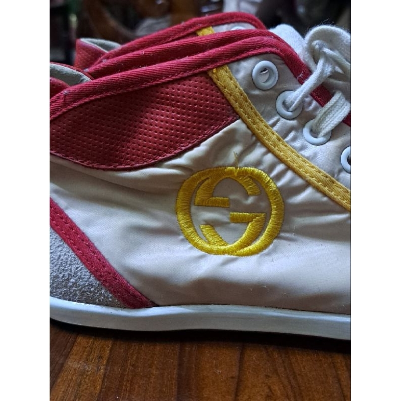 Sepatu Gucci