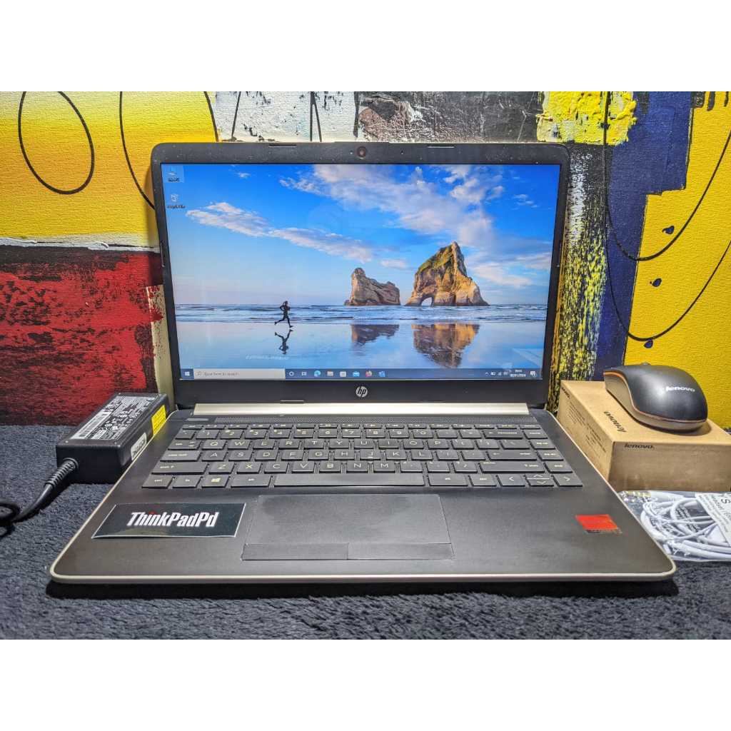 Laptop Gaming Design HP 14s Core i5 8250U Radeon SSD Slim Murah