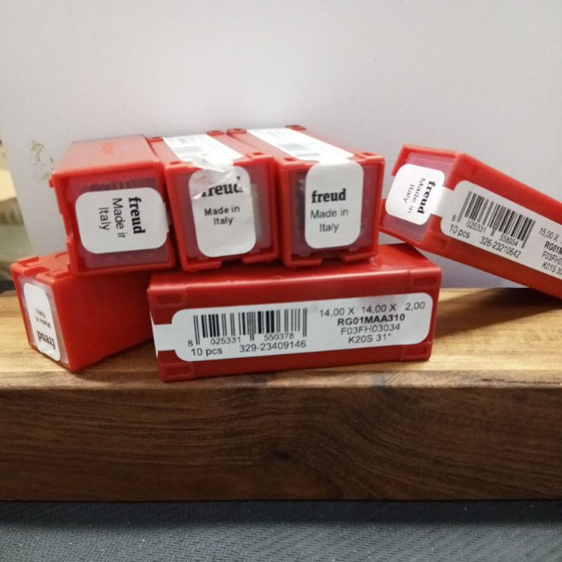 

TOK/FREUD/PISAU CUTTERHEAD/14X14X2,0/PISAU TOK