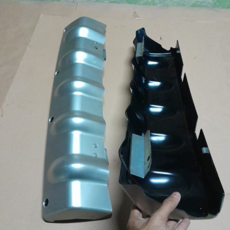 Under guard Nissan Xtrail T30 2004 2005 2006 2007