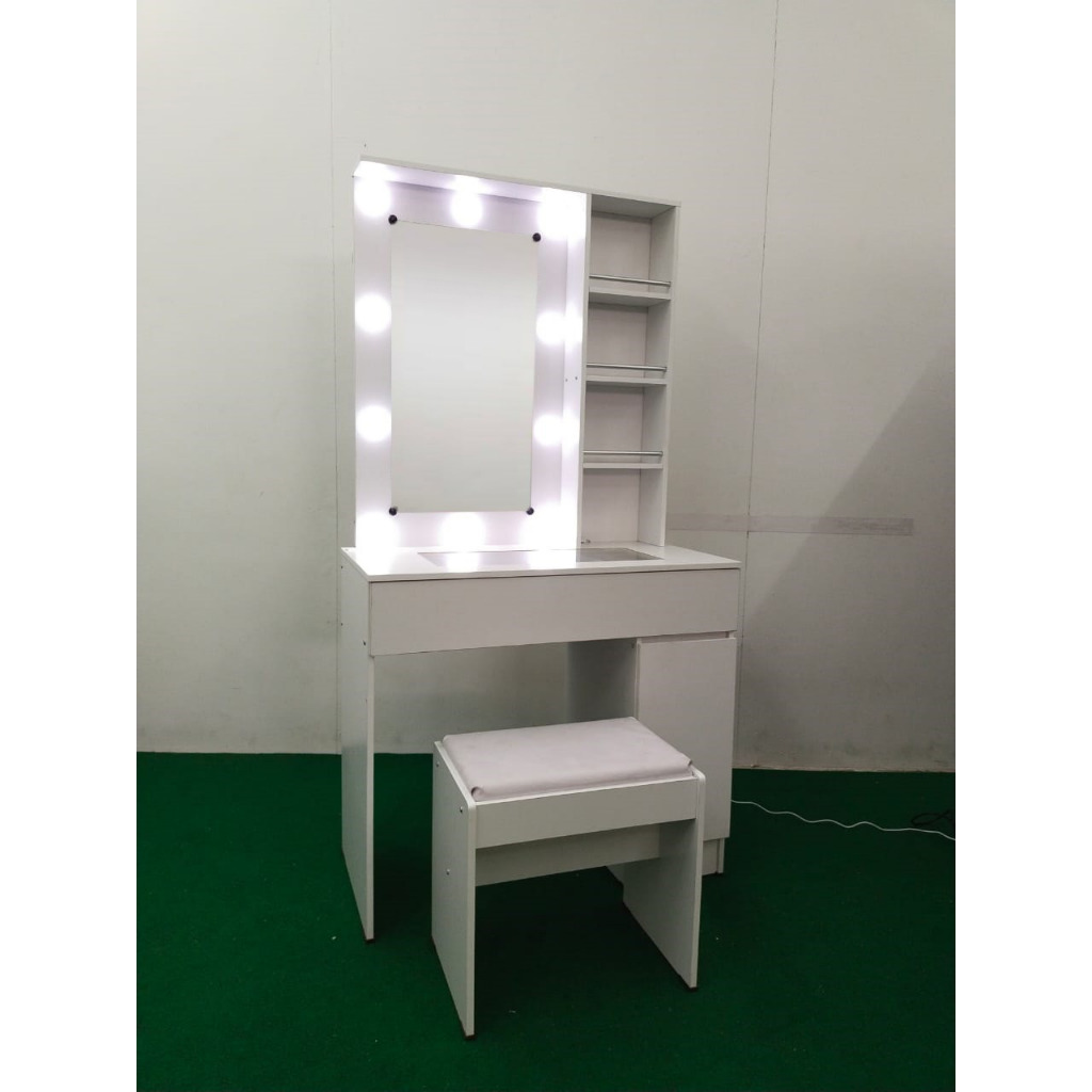 MEJA RIAS MINIMALIS + LAMPU / MEJA RIAS AESTHETIC / MEJA RIAS + KURSI & LAMPU