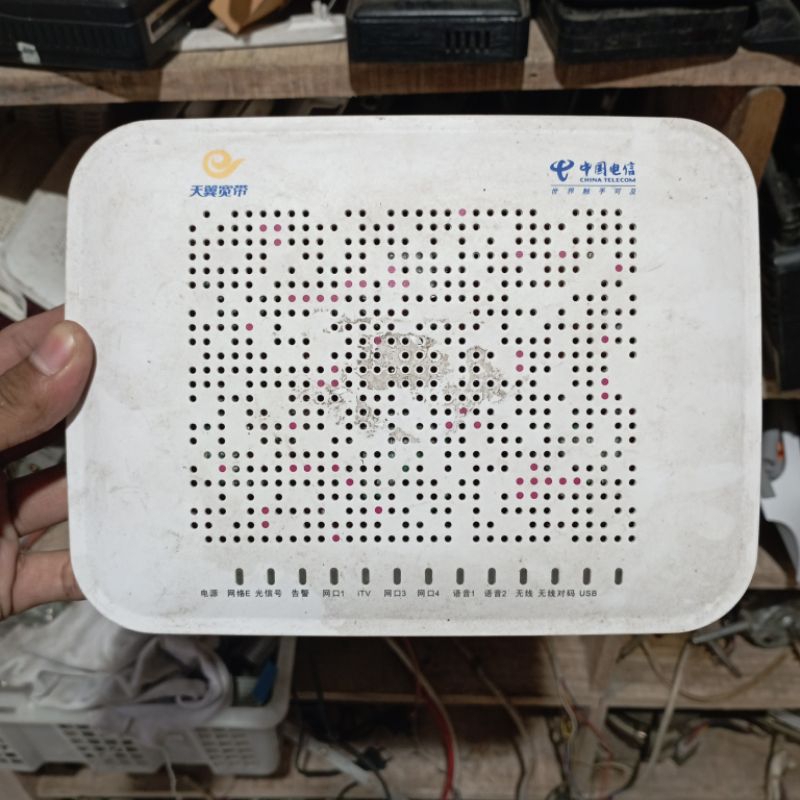 EPON ONU ZTE ZXHN F460 V3 WIFI SUPPORT HIOSO REFURBISHED