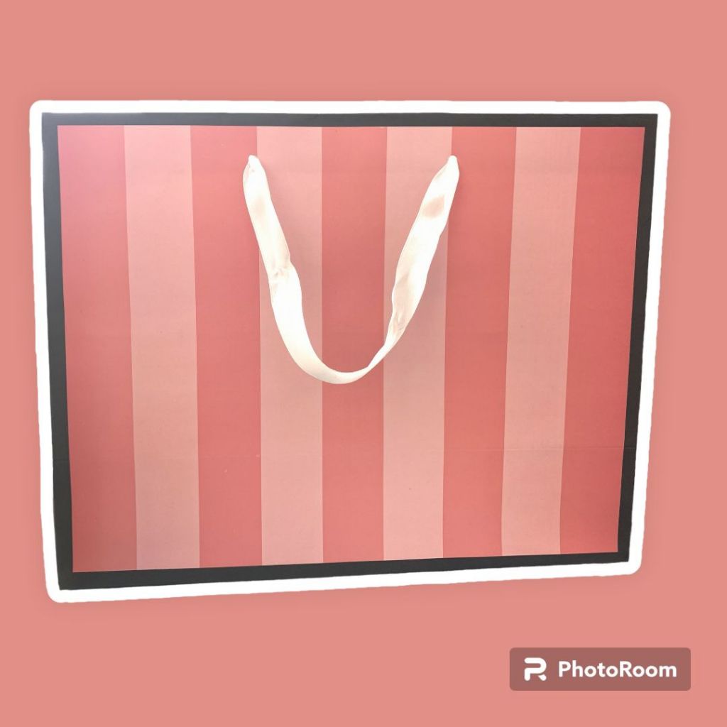 

Paperbag Rea Stripe Uk. 32,5 x 25 x 14