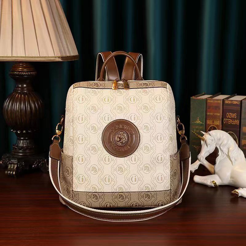 Ransel wanita persegi Gusachi Pre-order