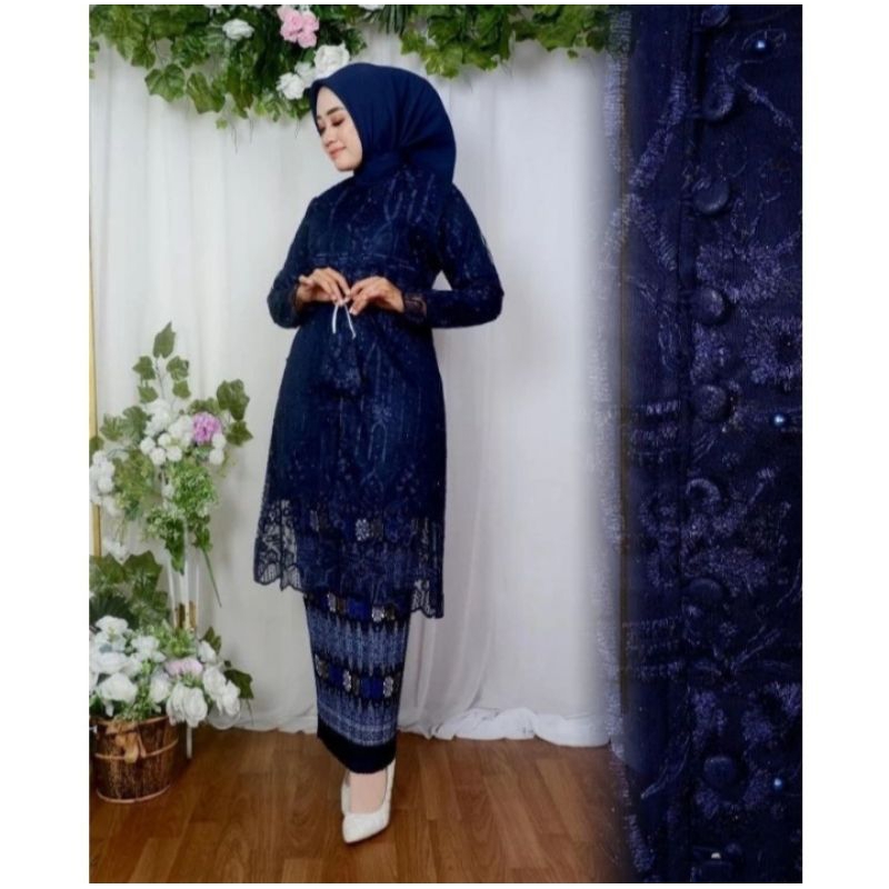 Setelan kebaya Tunik kancing seribu / set kebaya Tunik / kebaya modern / kebaya Tunik brukat