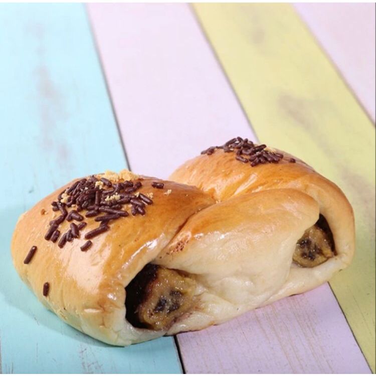 

Roti manis / Pisang coklat