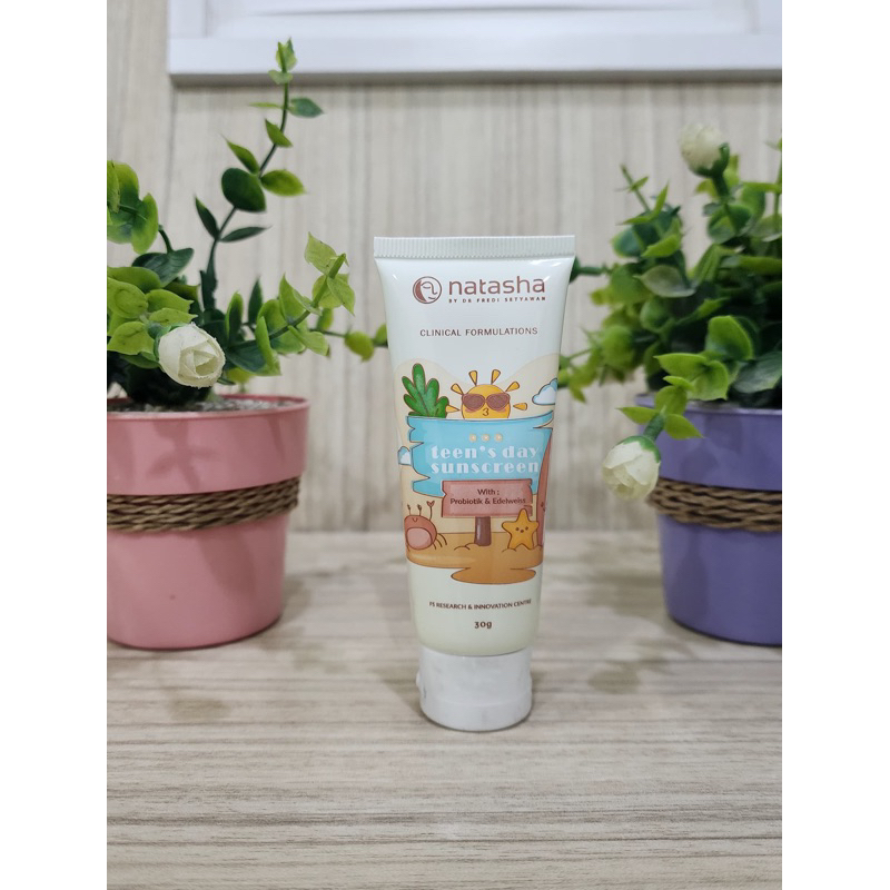 NATASHA TEEN'S DAY SUNSCREEN