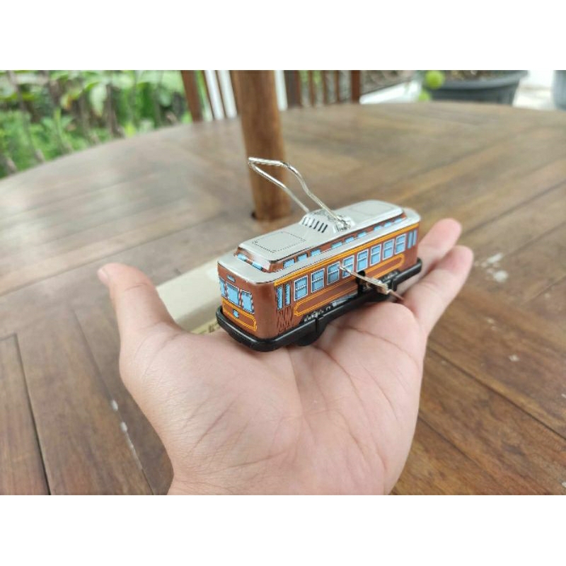 Tintoys Kereta Listrik Wind Up