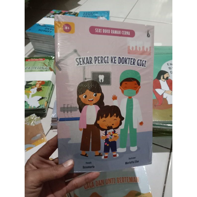 BUKU CERITA ANAK SEKAR PERGI KE DOKTER GIGI