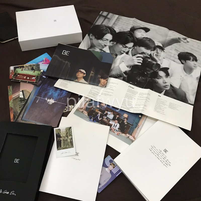 wts official bts be deluxe version included free gift