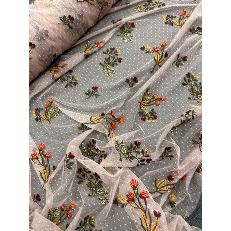 Tulle Valentino garden