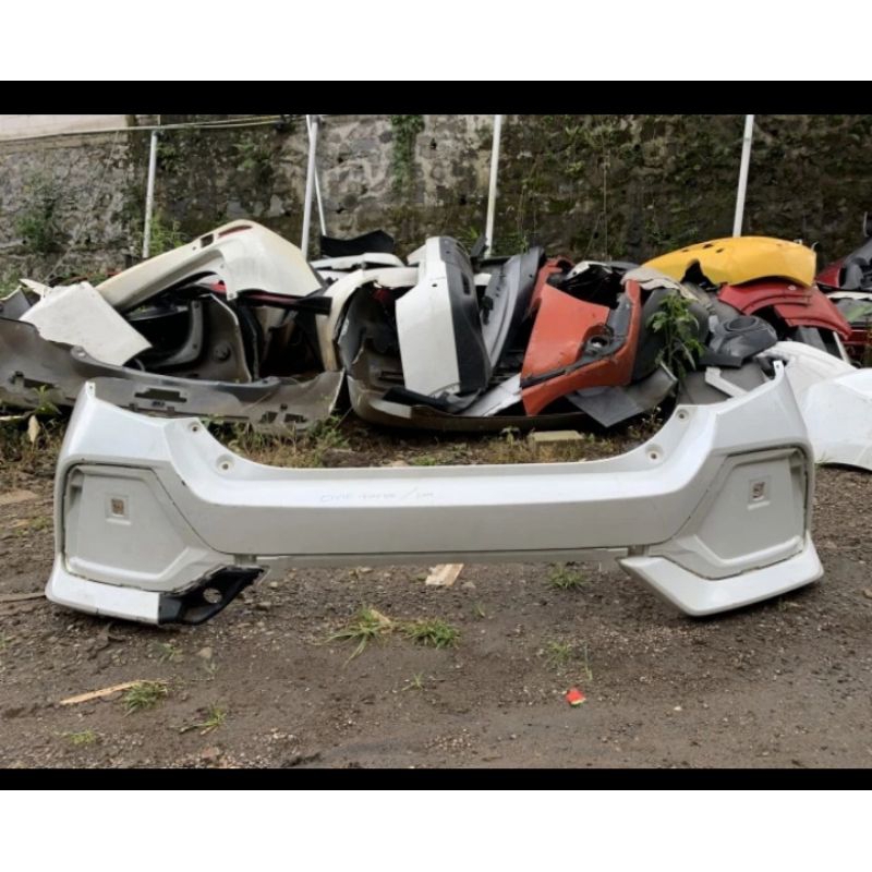 bemper belakang Honda Civic turbo