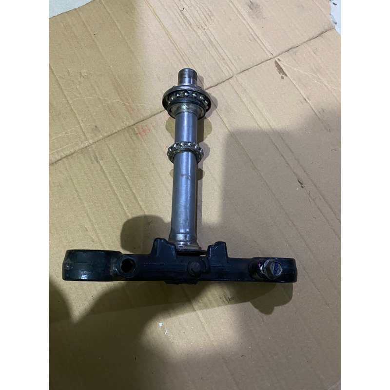 segitiga cbr 250r mono original