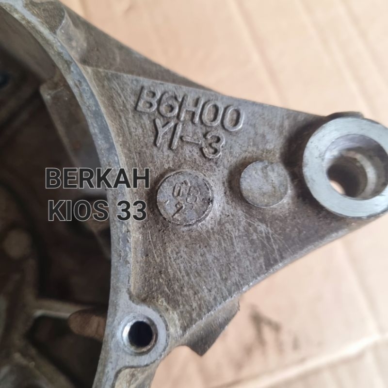 Crankcase krengkes kalter mesin tengah kanan oli block blok mahnet magnit all new nmax n max 155 vva