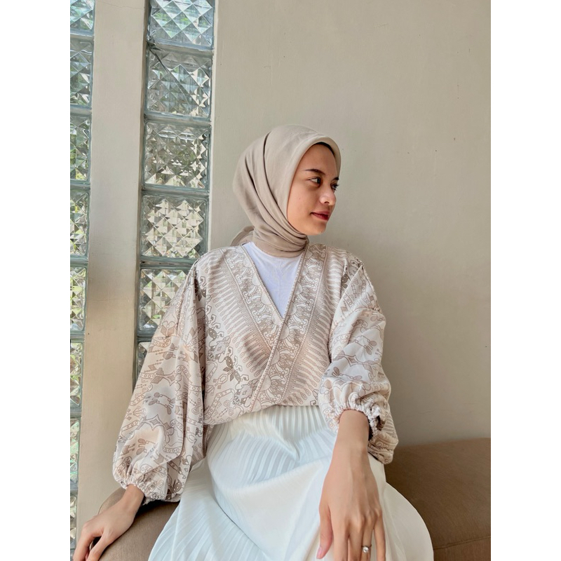 OUTER KIMDAMI SILK SATIN OVERSIZE