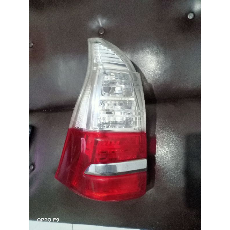 lampu belakang Toyota Avanza Xenia facelift 2019
