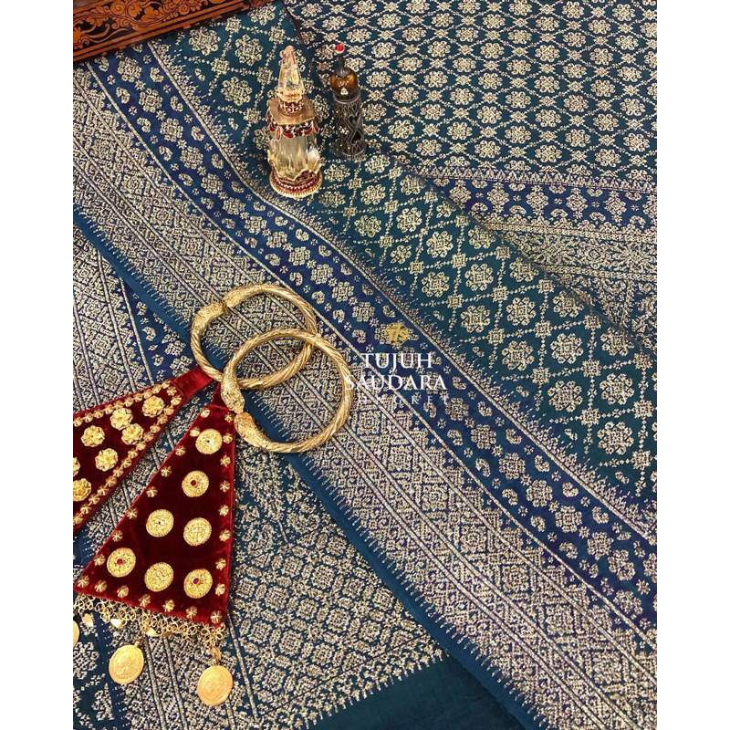 Tujuh Saudara Songket Palembang Warna Biru Turkis