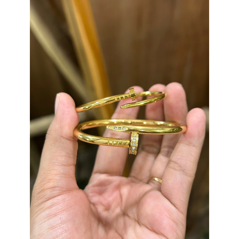 Gelang Bangle Paku Titanium