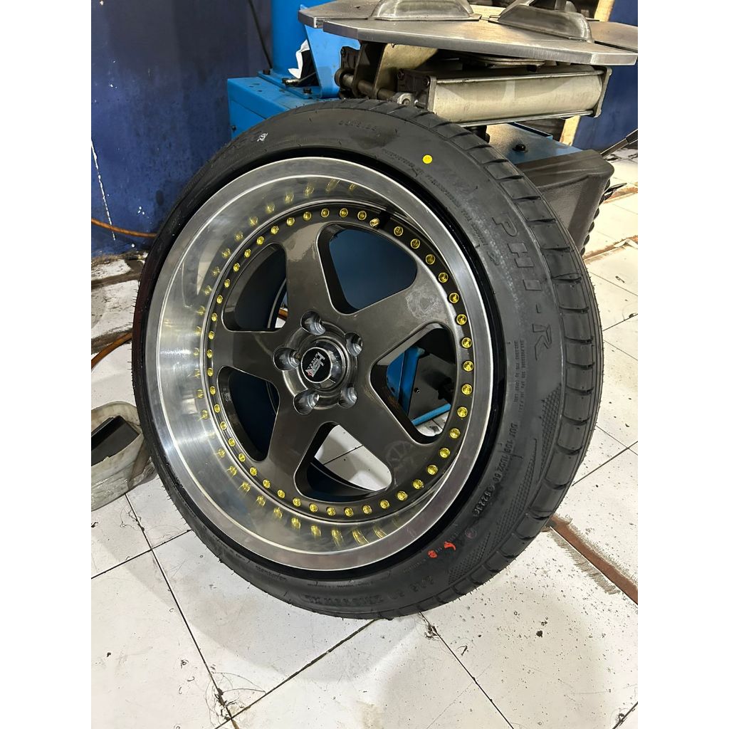 PELEK CELONG SAMLONG PAKET BAN DONAT R18 HSR SUTOPPU PCD 5X114 LEBAR 85/10 VELG RING 18 SAMLONG