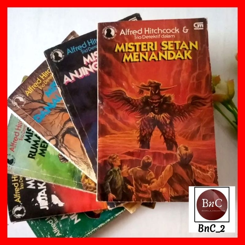novel Trio Detektif bekas Alfred Hitchcock