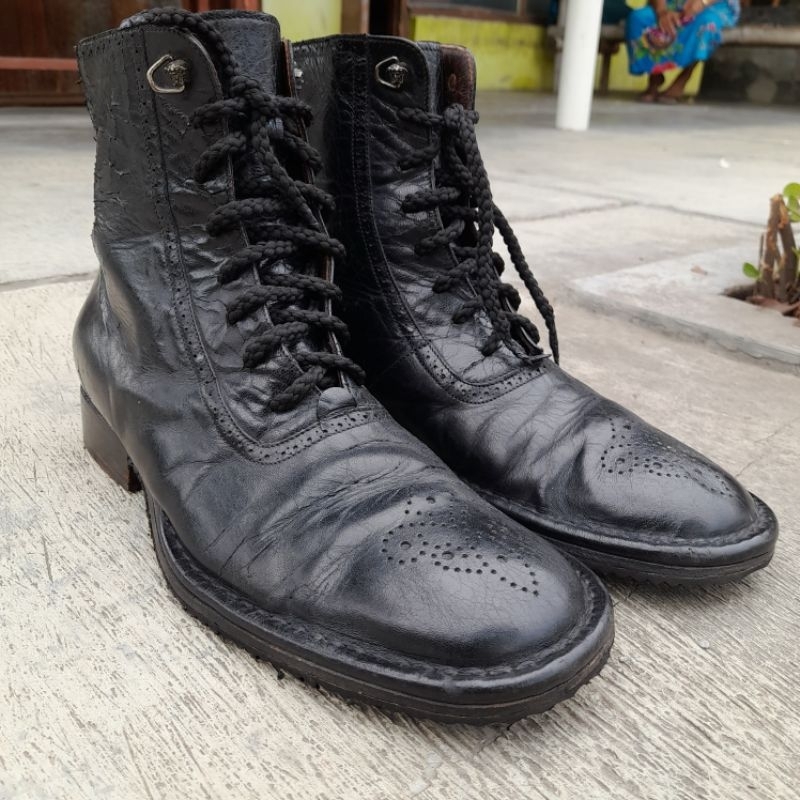 preloved sepatu Versace boot kulit second bekas